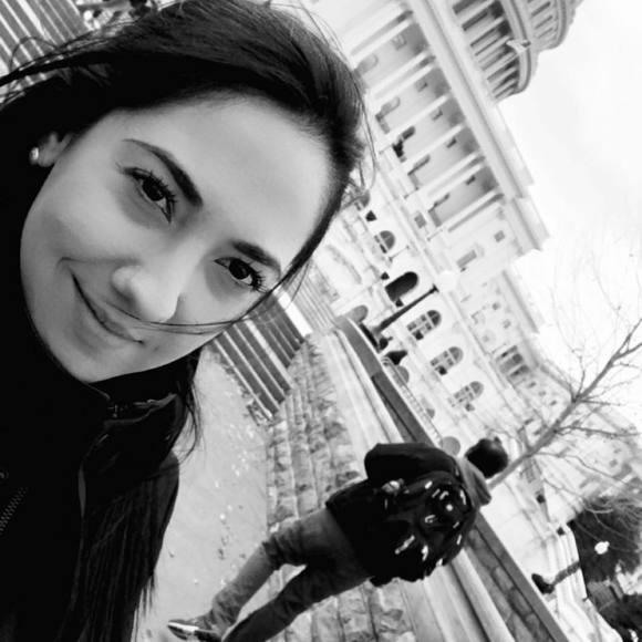 Meet your Posher, Karen - Picture 1 of 1